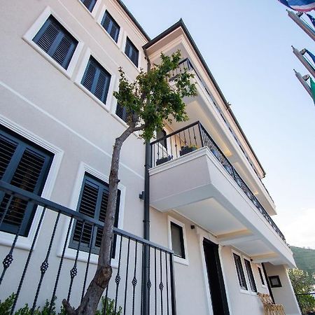 פוגרדץ Boutique Hotel Kooperativa מראה חיצוני תמונה