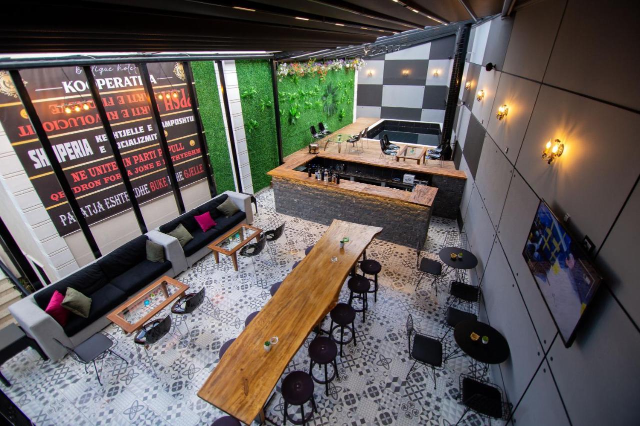 פוגרדץ Boutique Hotel Kooperativa מראה חיצוני תמונה