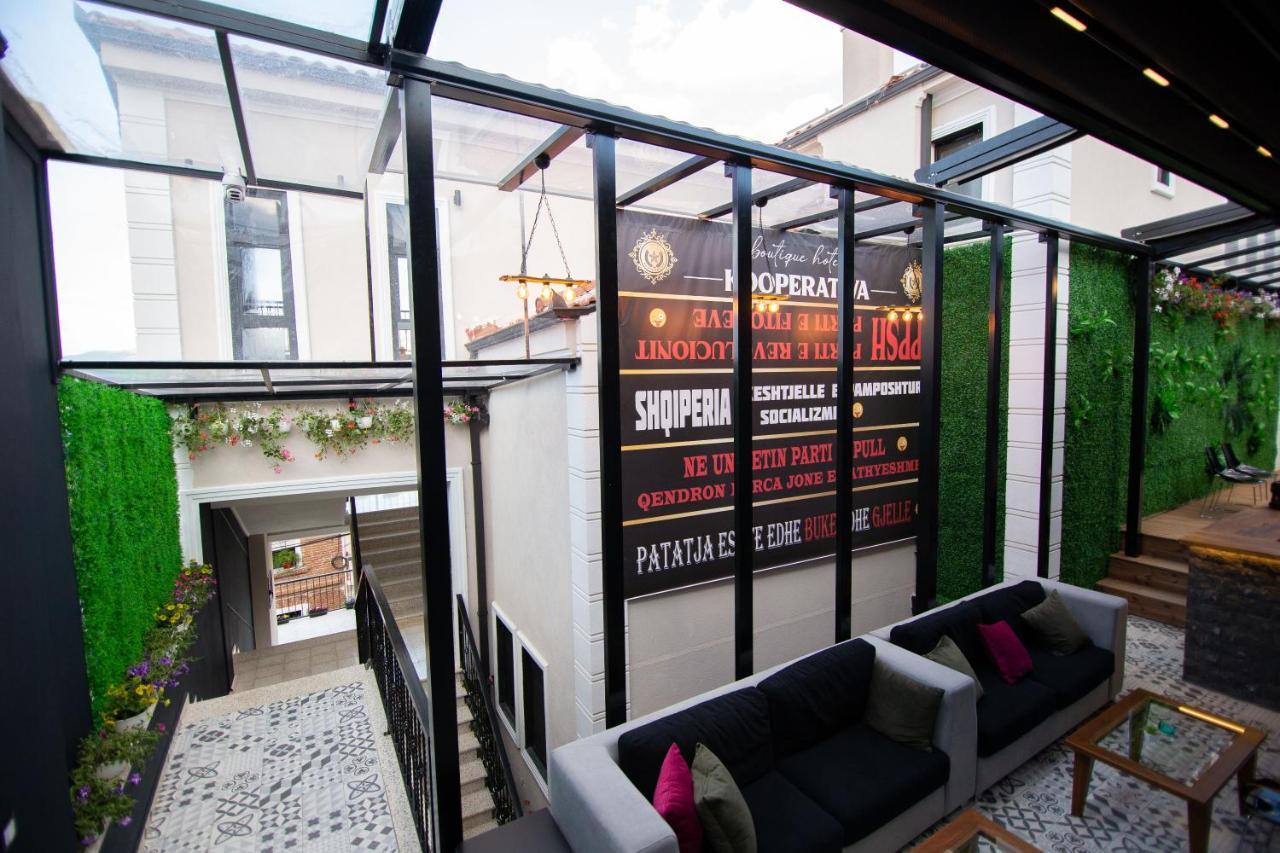 פוגרדץ Boutique Hotel Kooperativa מראה חיצוני תמונה