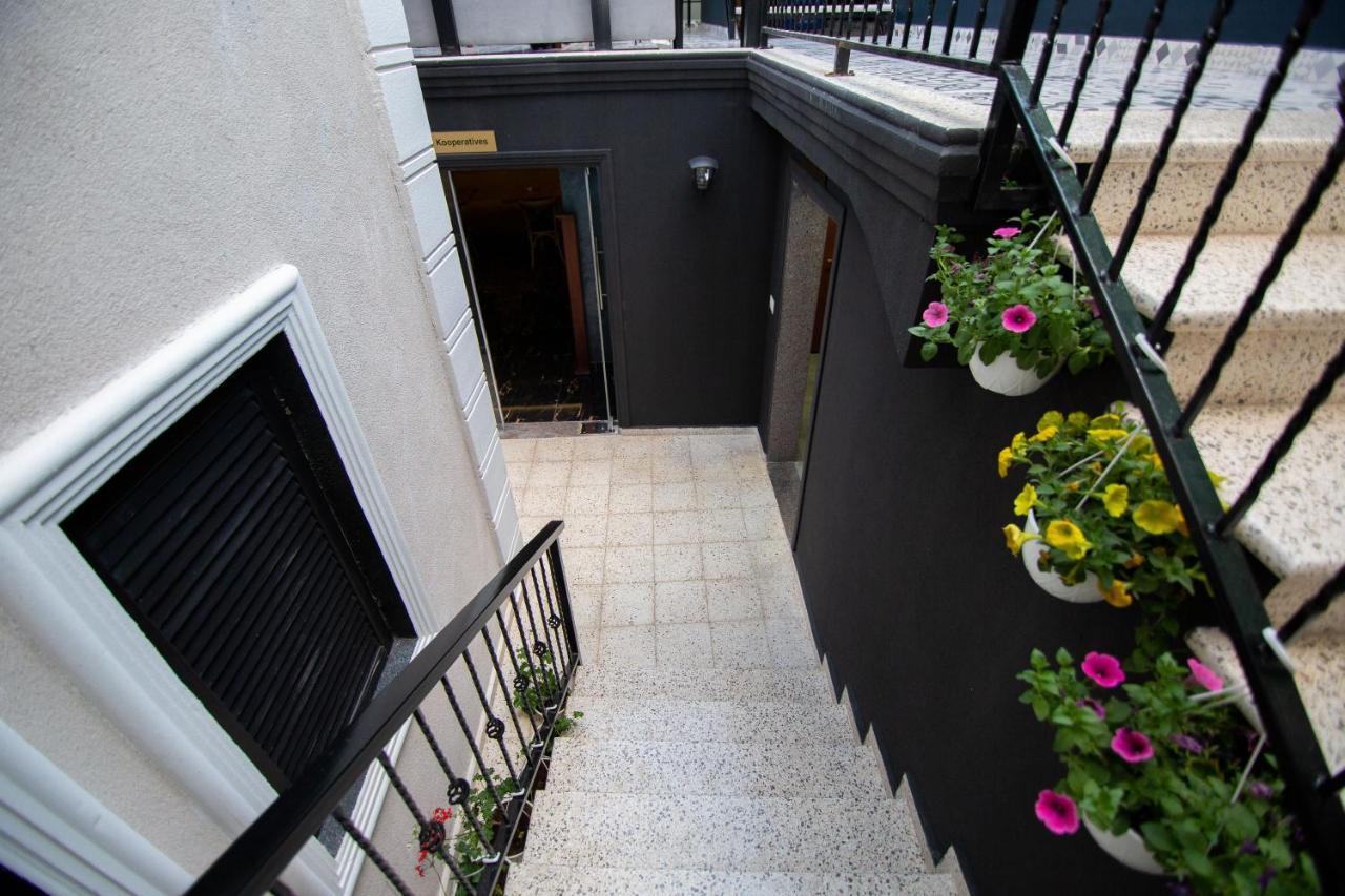 פוגרדץ Boutique Hotel Kooperativa מראה חיצוני תמונה