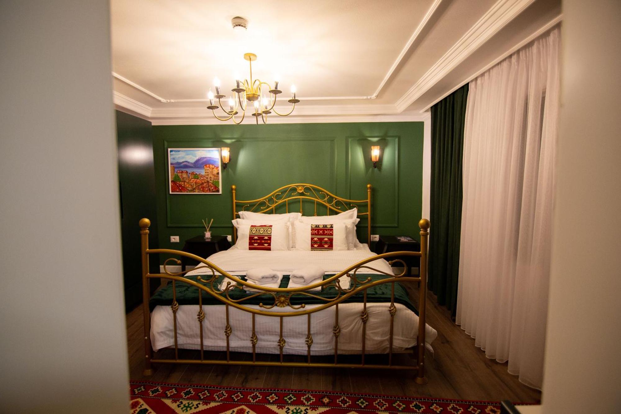 פוגרדץ Boutique Hotel Kooperativa חדר תמונה