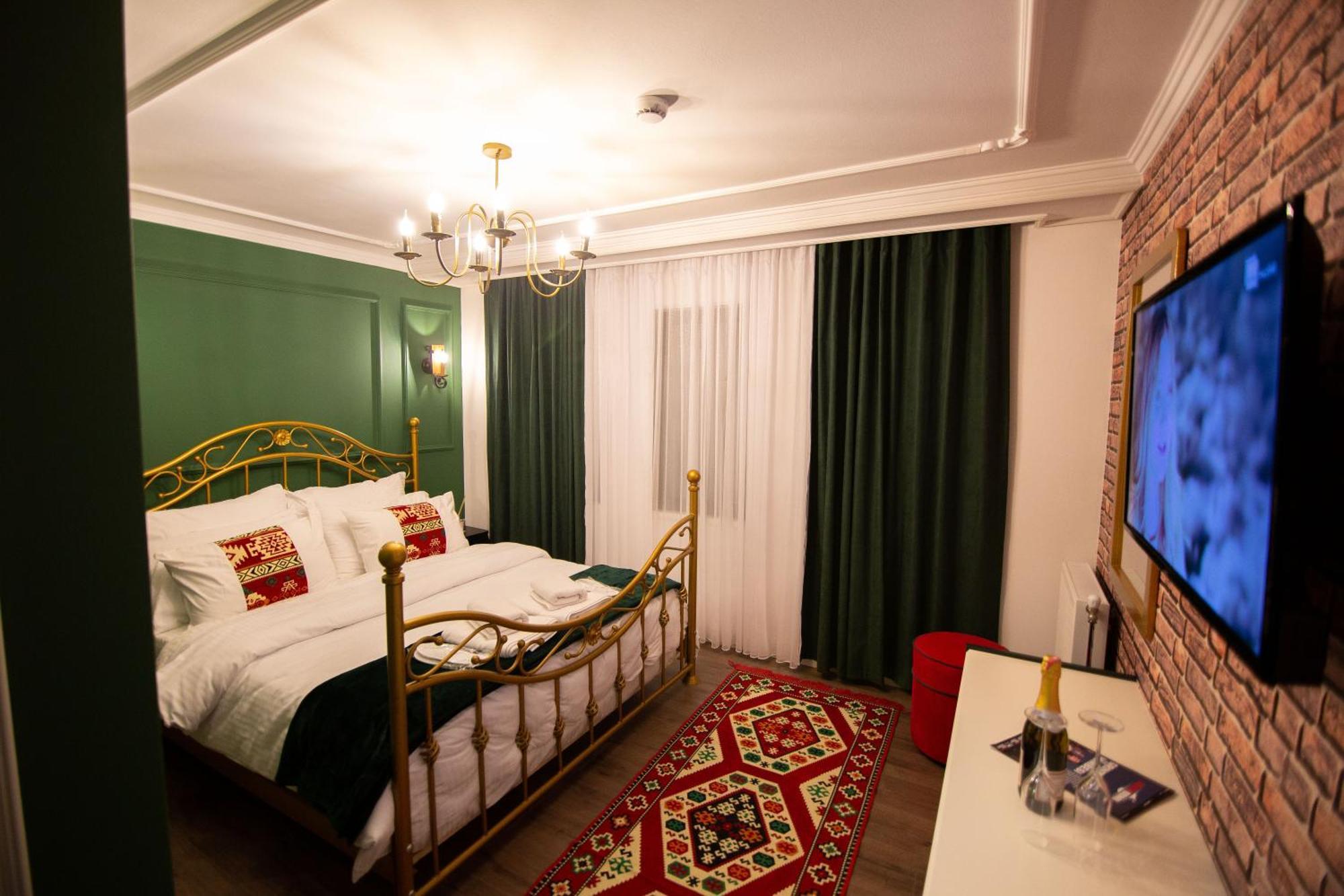 פוגרדץ Boutique Hotel Kooperativa חדר תמונה